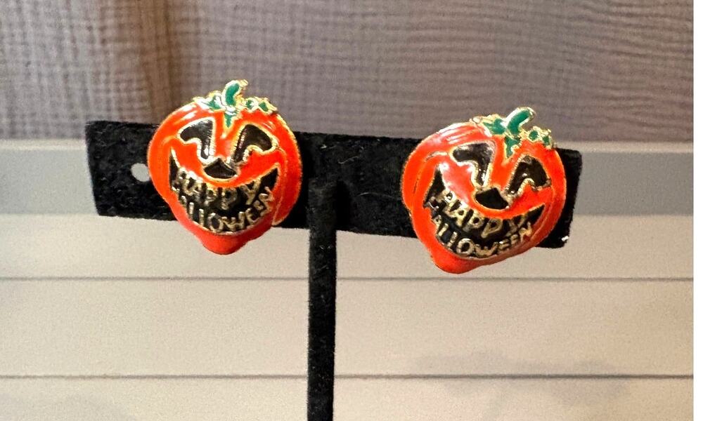Halloween Pumpkin Jack O’ Lantern Happy Halloween Clip-On Earrings